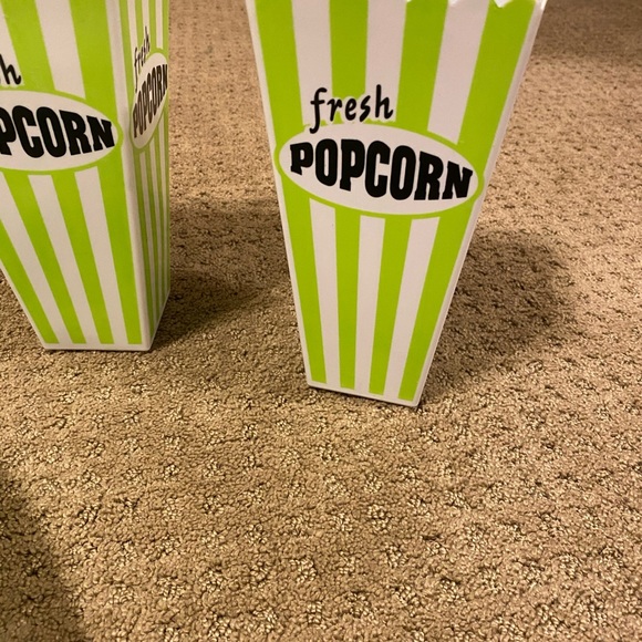 Popcorn holders - Picture 4 of 4